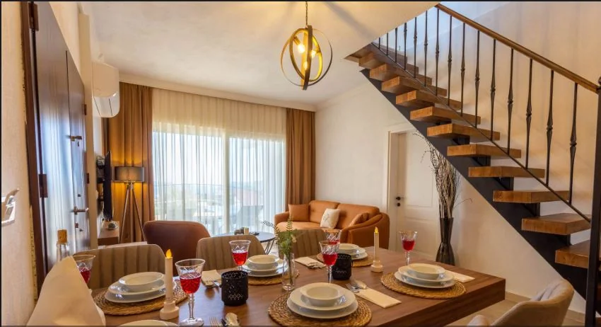 Kaş Villa Giriş ve yemek alanı gerçek fotoğrafı