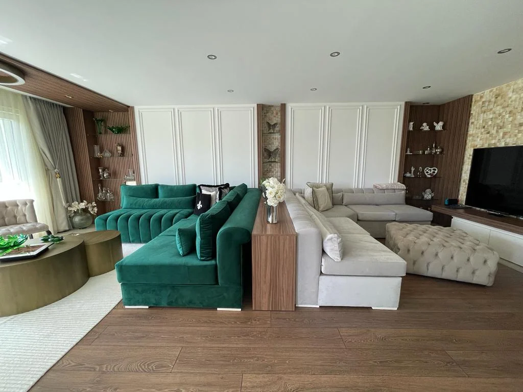 Ö&M Daire salonunun genel görünümü