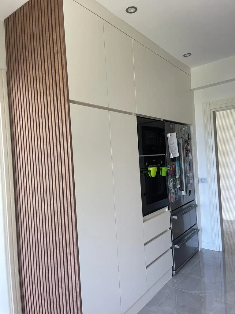Ö&M Daire: Mutfak dolapları
